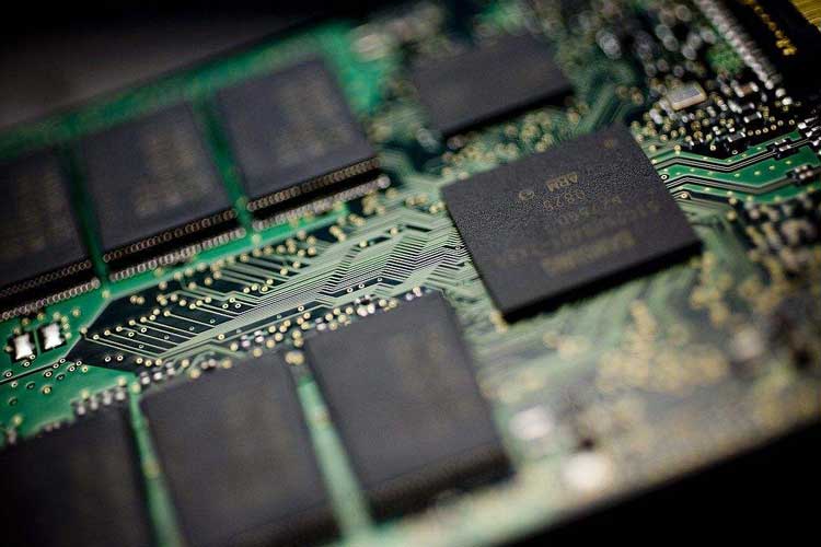 半导体怎么抗腐蚀？工业粉色应用黄色软件帮助企业提高成品率