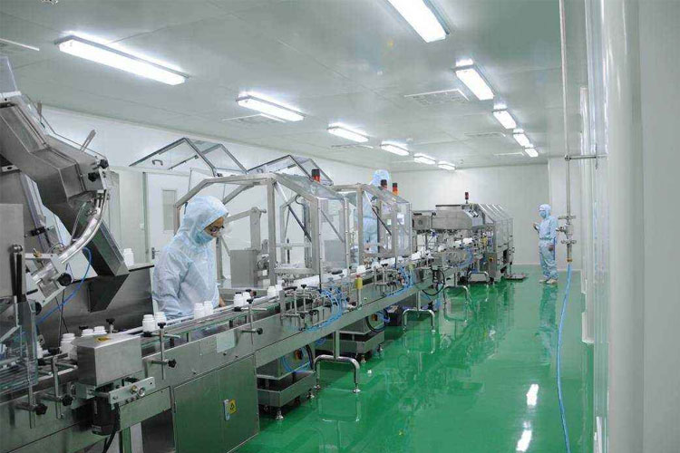 洁净室中工业粉色应用黄色软件的湿度控制