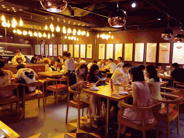 粉色视频污下载餐饮行业酒店餐厅厨房干燥除湿解决方案